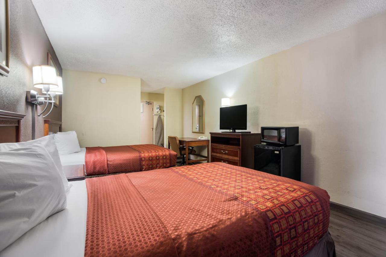 Americas Best Value Inn Tulsa I-44 Oakhurst Eksteriør billede